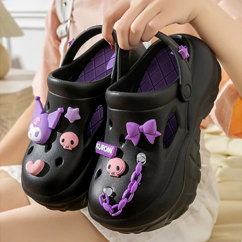 Chinelo Infantil Crocs Kitty Kuromi (PROMOÇÃO 2025)