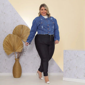 Jaqueta Feminina Cropped Jeans Plus Size Desfiada  Moda Despojada Outro Mundo